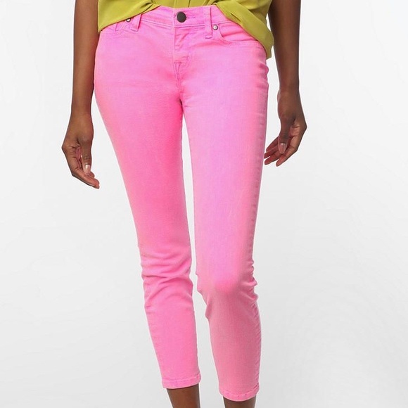BDG Denim - 💕HP💕BDG urban outfitters hot pink mid rise jeans